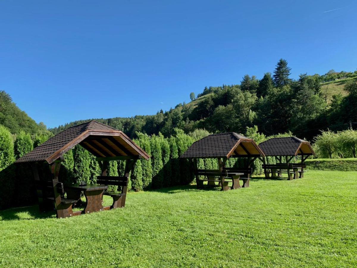 Flori De Mar Hotel Poiana Mărului Zewnętrze zdjęcie