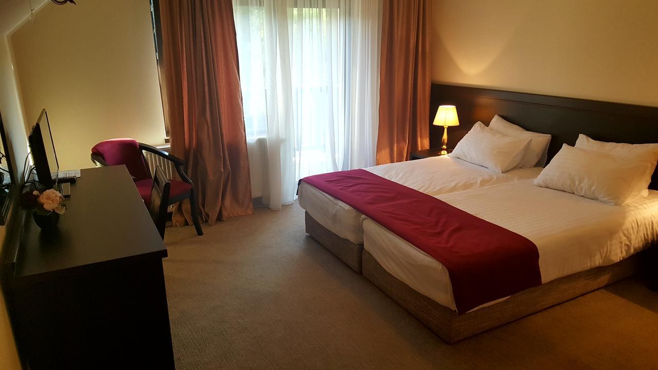 Flori De Mar Hotel Poiana Mărului Zewnętrze zdjęcie