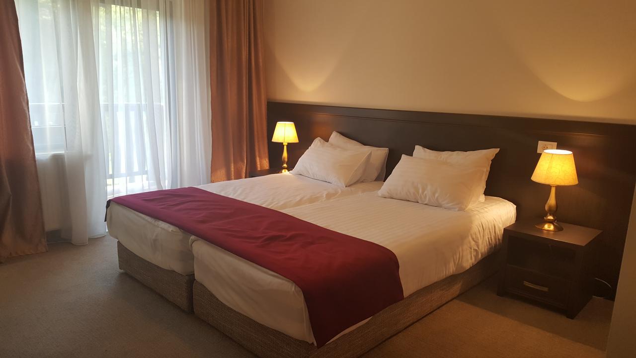 Flori De Mar Hotel Poiana Mărului Zewnętrze zdjęcie