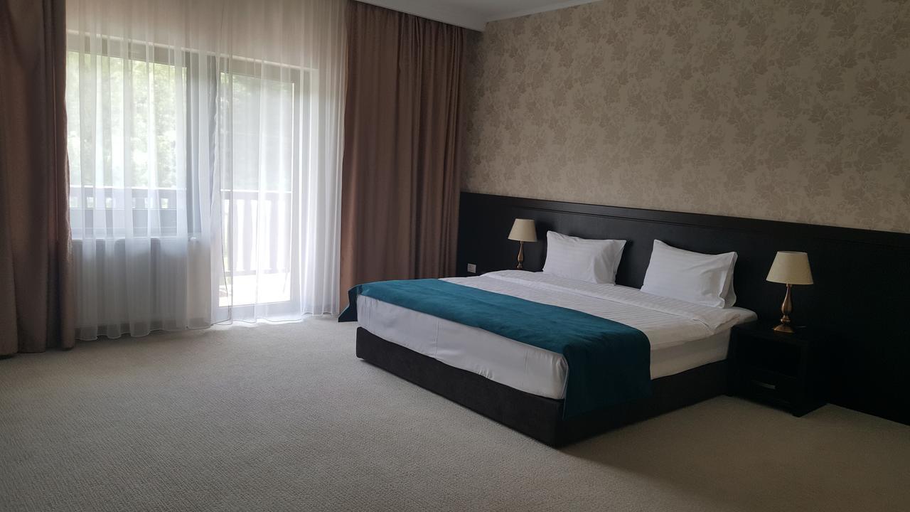 Flori De Mar Hotel Poiana Mărului Zewnętrze zdjęcie